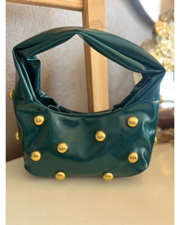 bolso tachas doradas-