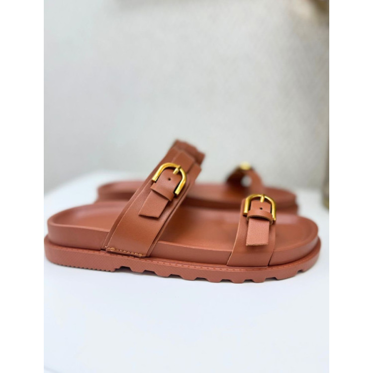 Sandalia hebillas camel