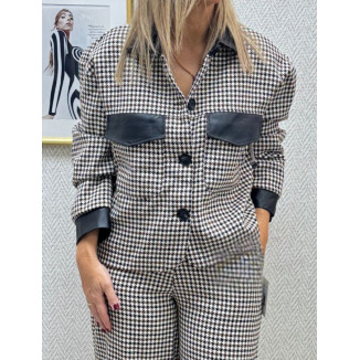 Chaqueta pata gallo piel