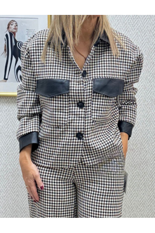Chaqueta pata gallo piel