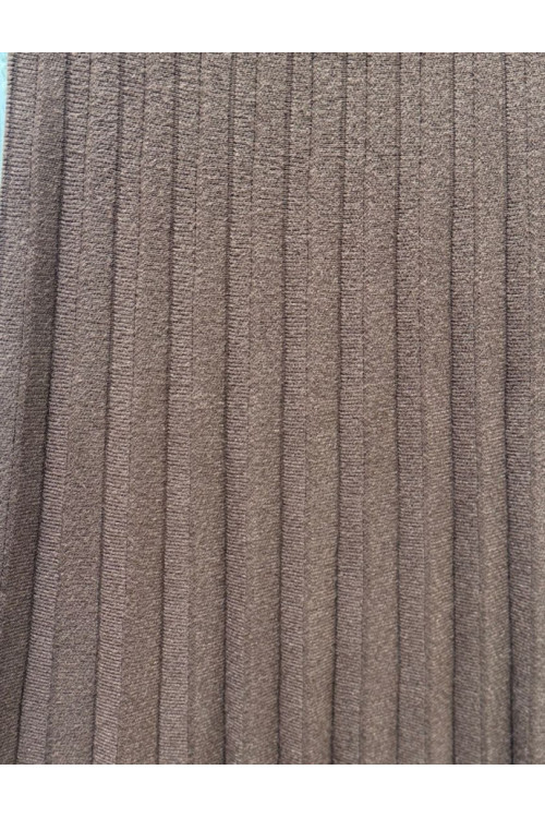 Falda punto costura vuelo