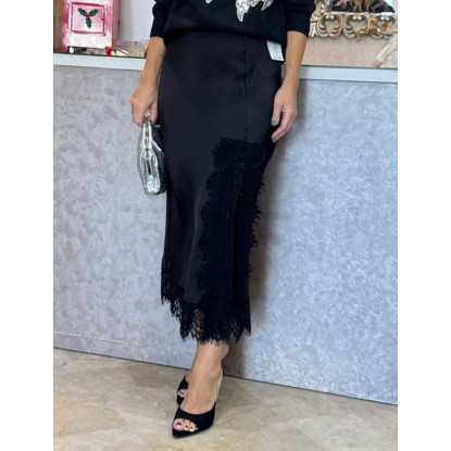 Falda satén luxe encaje