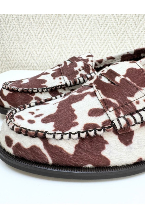 Mocasín vaca pelo