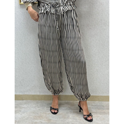 Pantalón globo raso Diseño