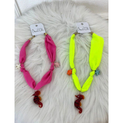 Collar tela fluor