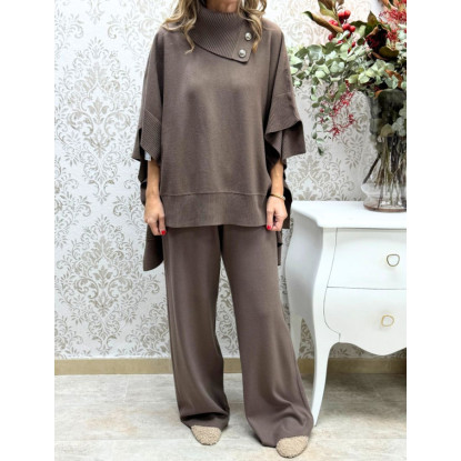 conj pantalón capa