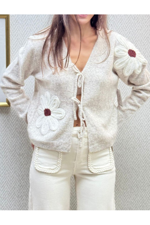 Chaqueta punto flor 3d