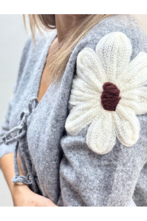 Chaqueta punto flor 3d