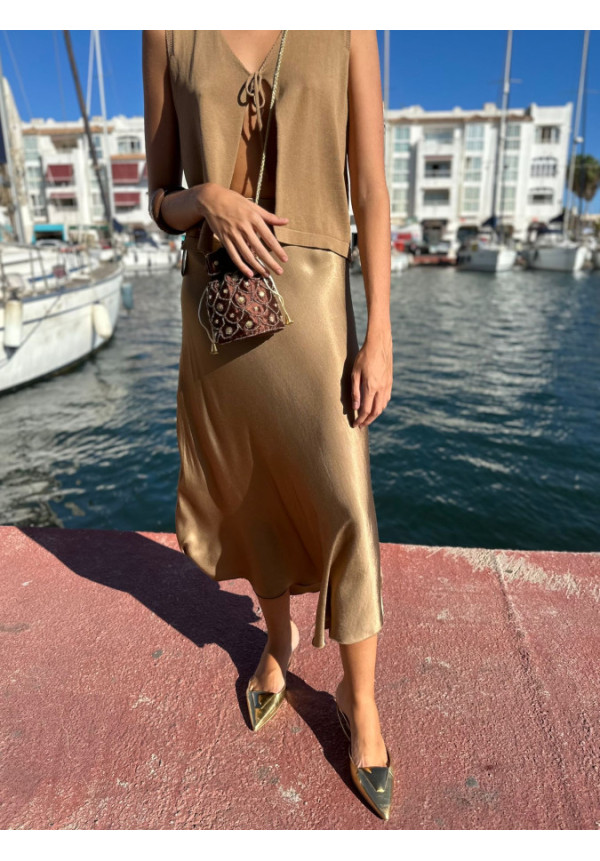 falda raso-