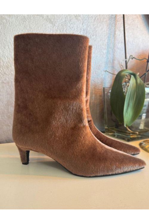 Bota pelo choco tacón fino