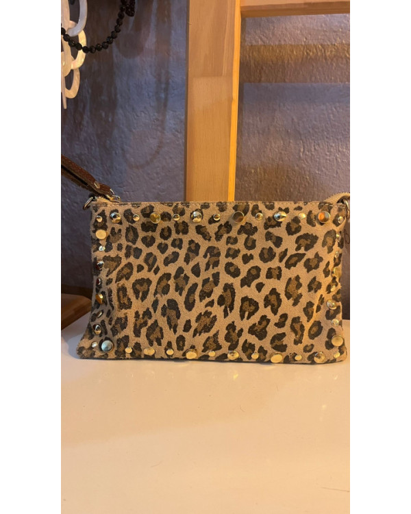 bolso print tachas-