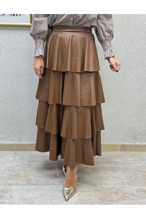 Falda polipiel volantes