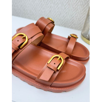 Sandalia hebillas camel