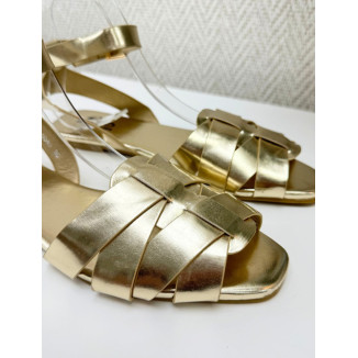 Sandalia cruzada dorada-