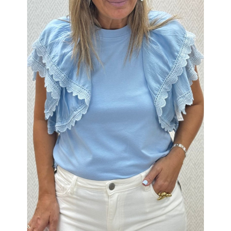camiseta manga volante celeste