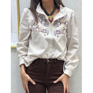 Camisa beige bordada 