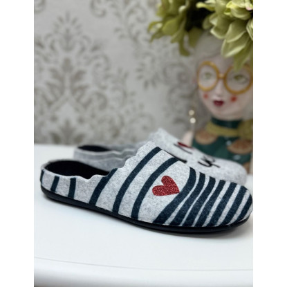 zapatilla casa love