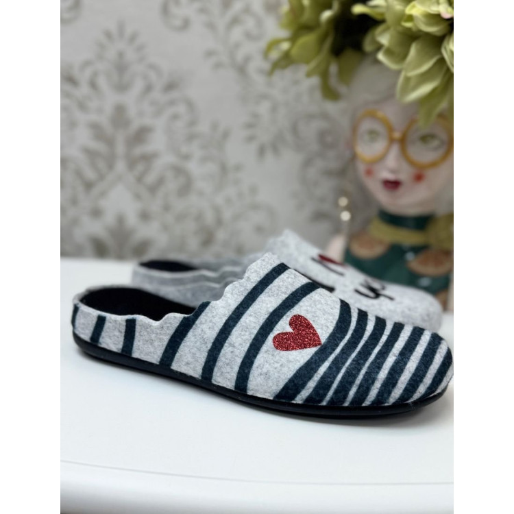 zapatilla casa love