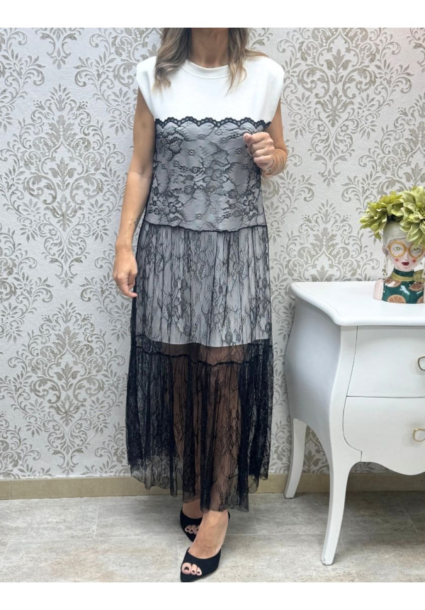 Vestido hombreras encaje negro
