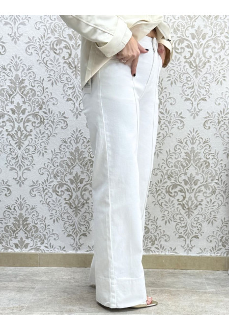 Vaquero costura desy blanco