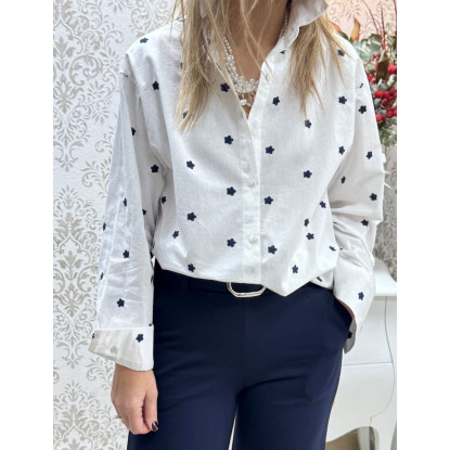 Camisa blanca bordado marino