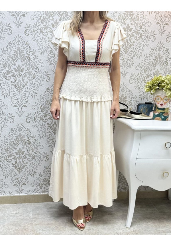Vestido bordado Perú