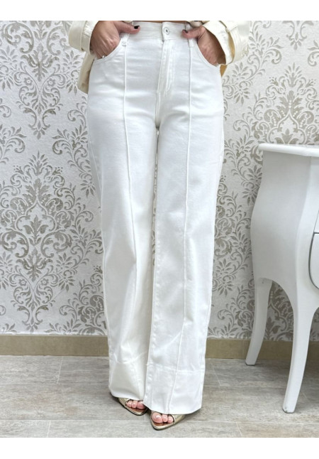 Vaquero costura desy blanco