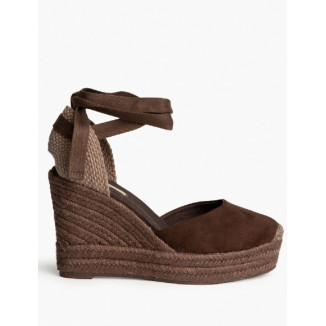 Esparteña choco ante